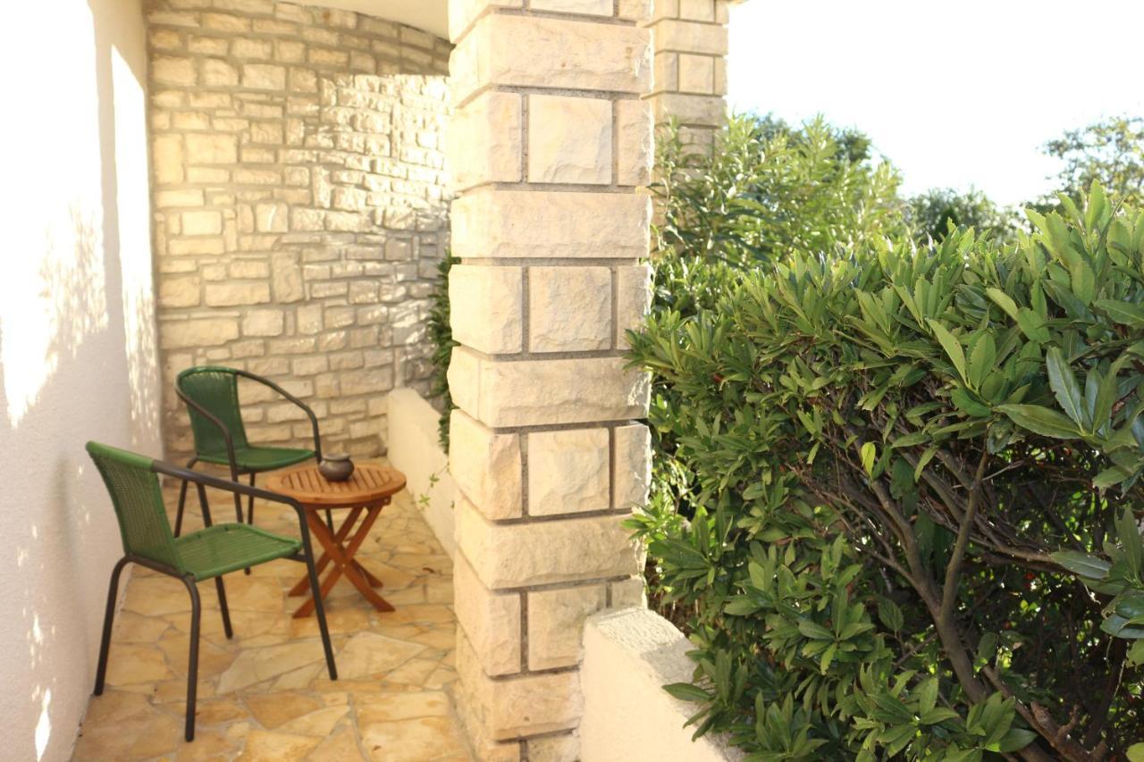 Hotel De Vacances De La Vignasse Chandolas Екстериор снимка