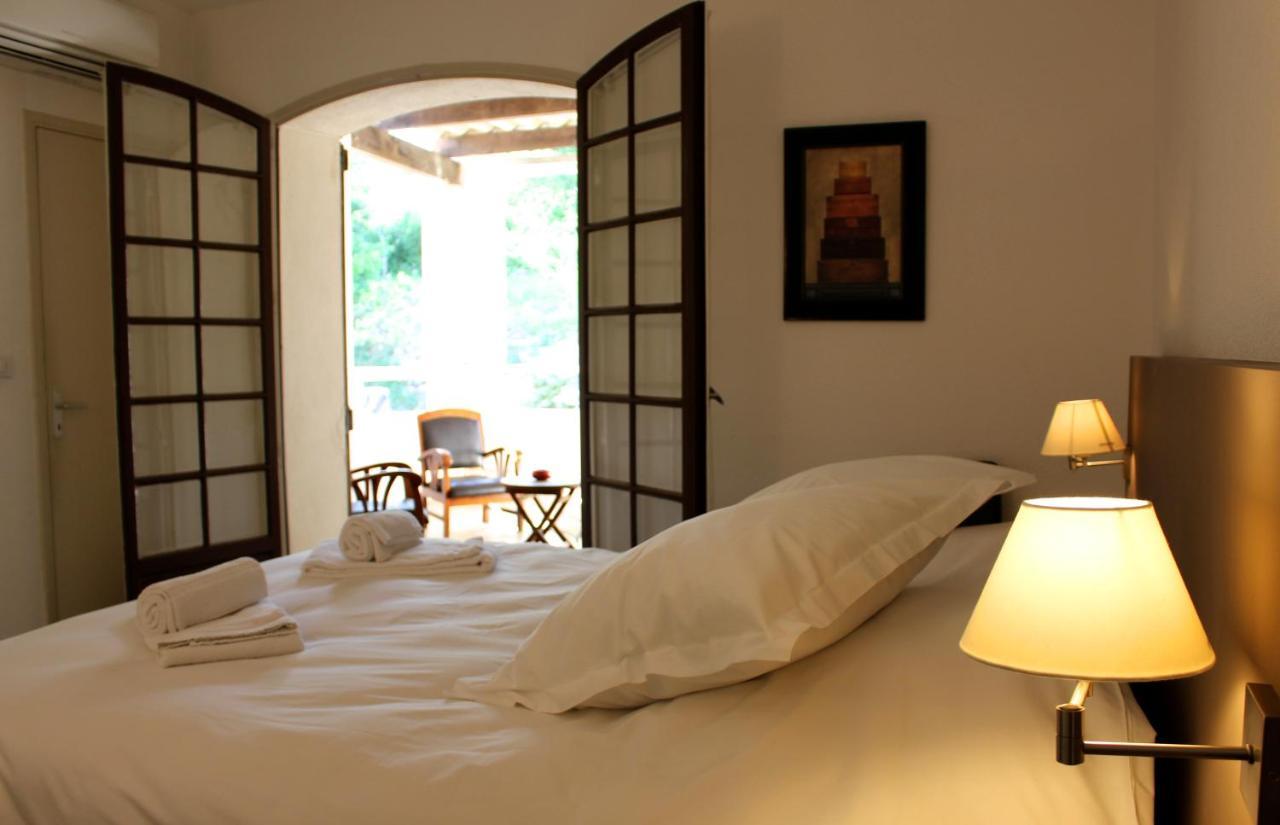 Hotel De Vacances De La Vignasse Chandolas Екстериор снимка